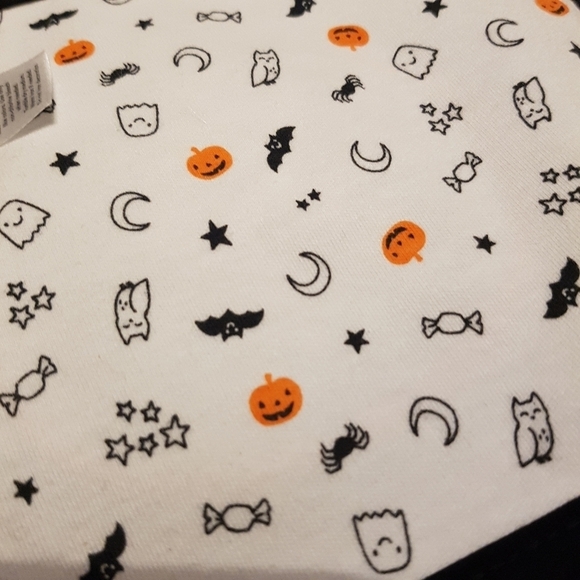 Carter's Halloween baby bib reversible, NEW - Picture 3 of 4